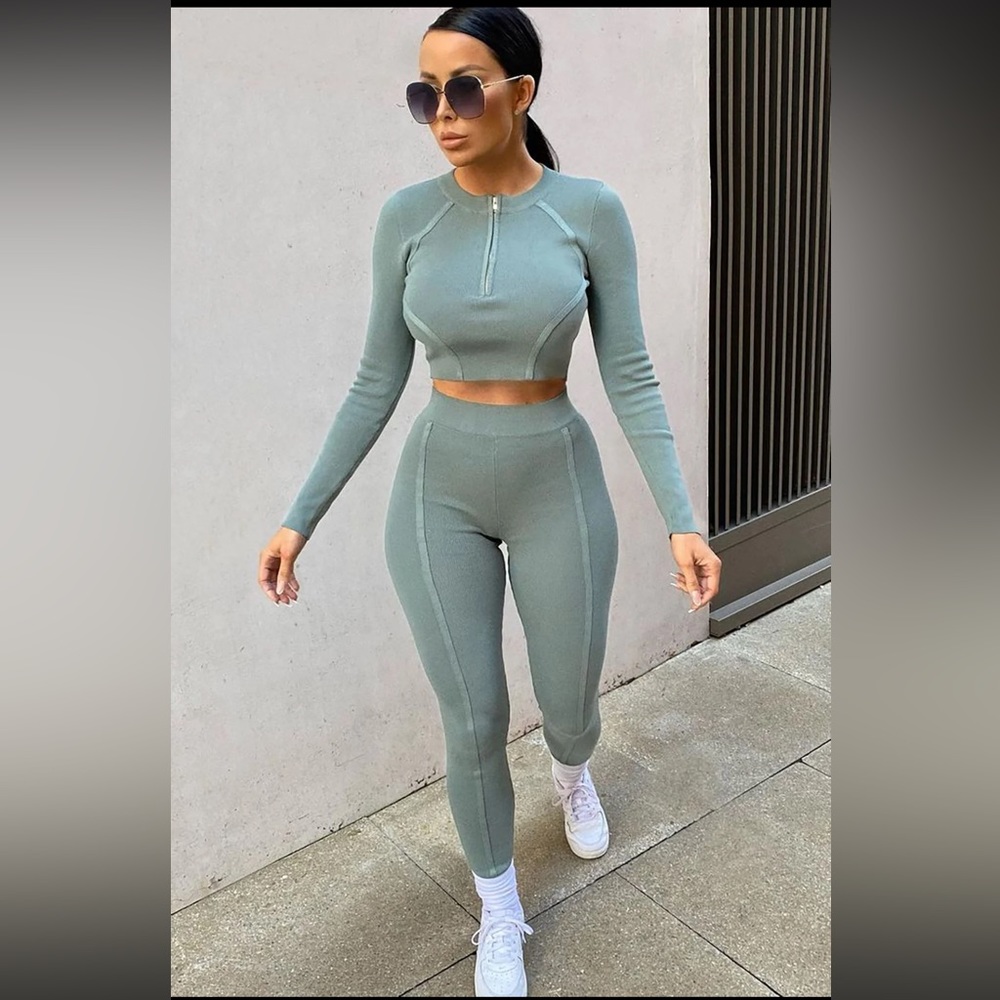 Sage legging set